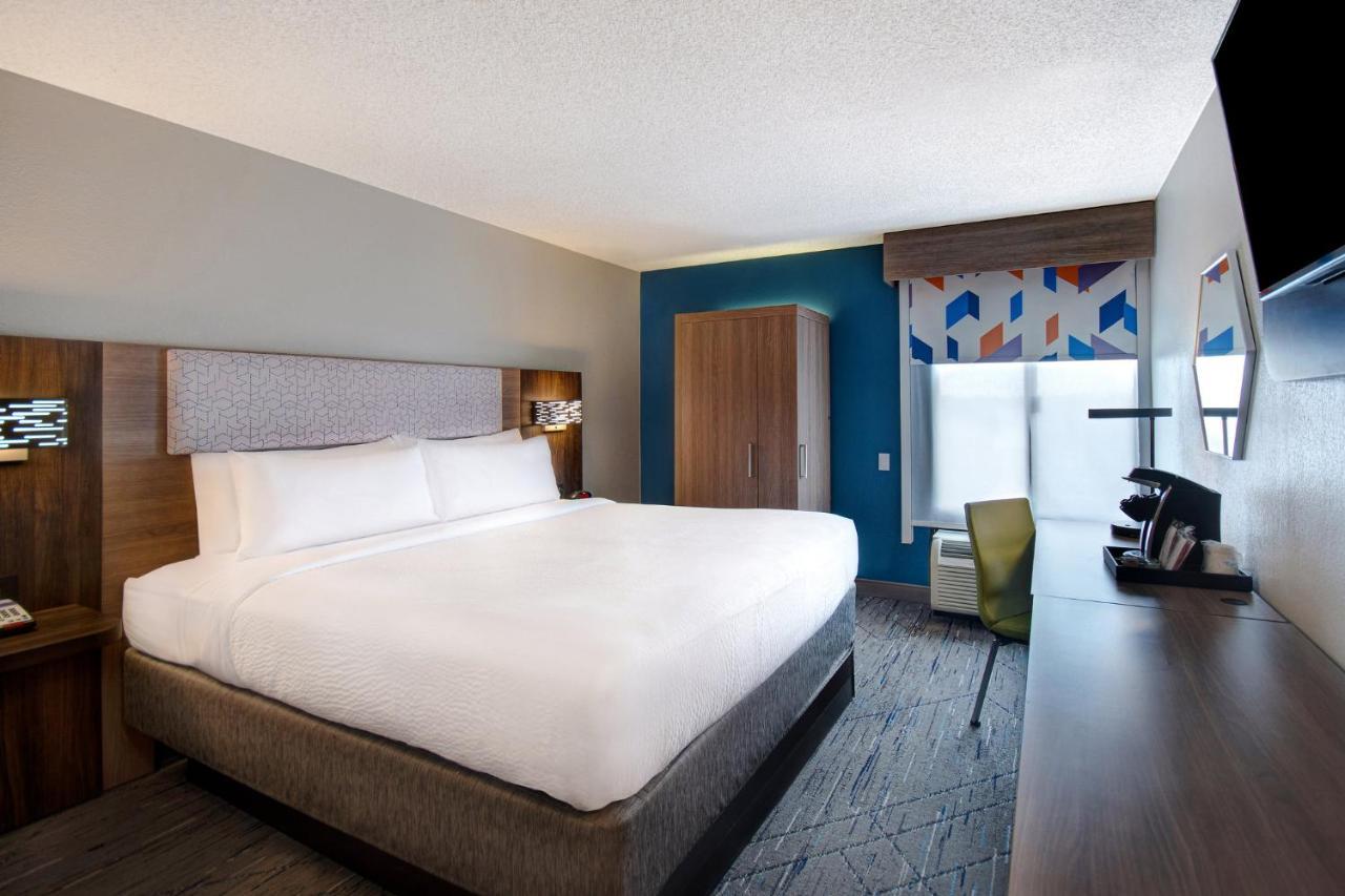 Holiday Inn Express Rochester - University Area By Ihg Exterior foto